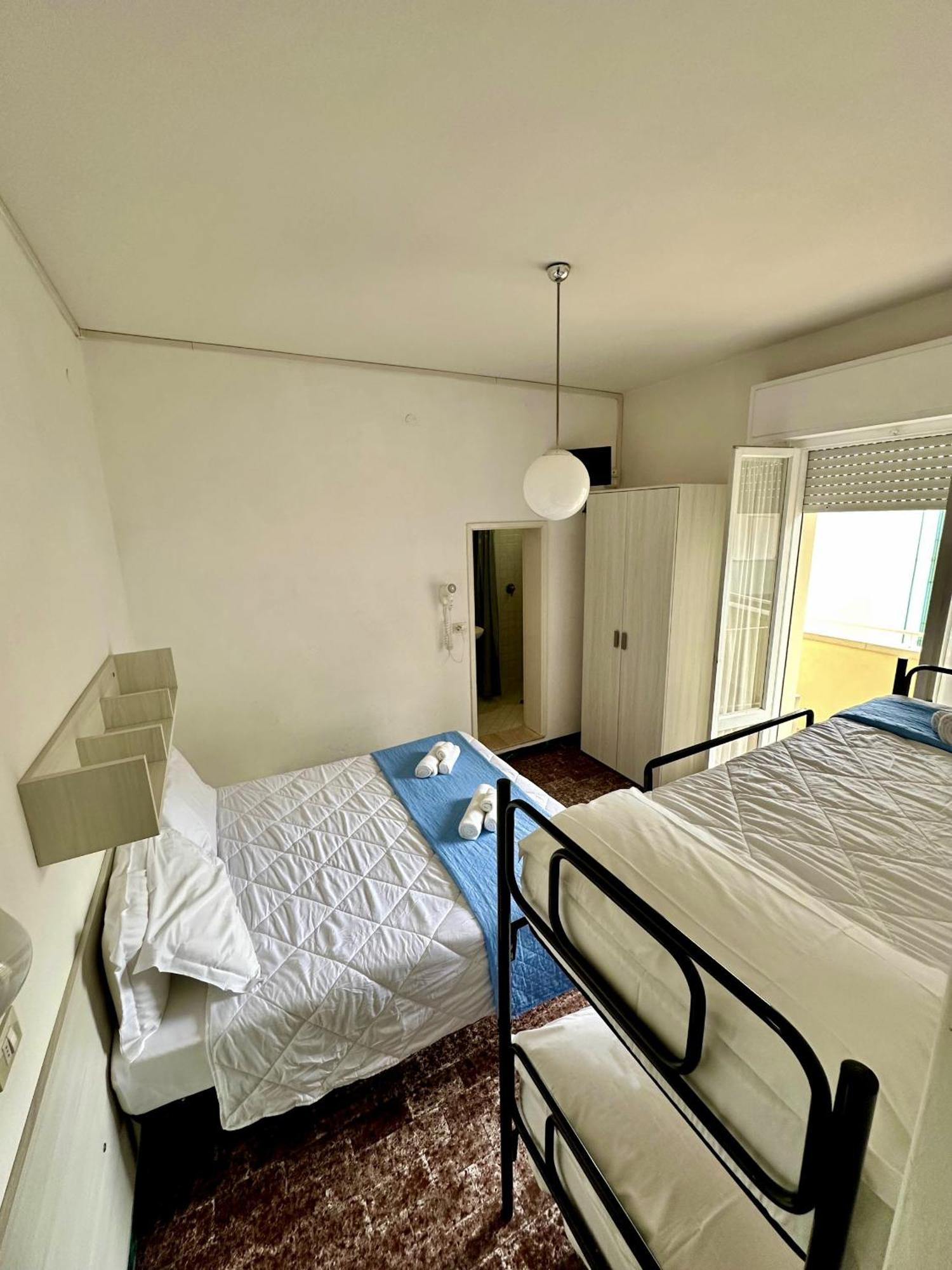 Hotel Napoleon Riccione Luaran gambar