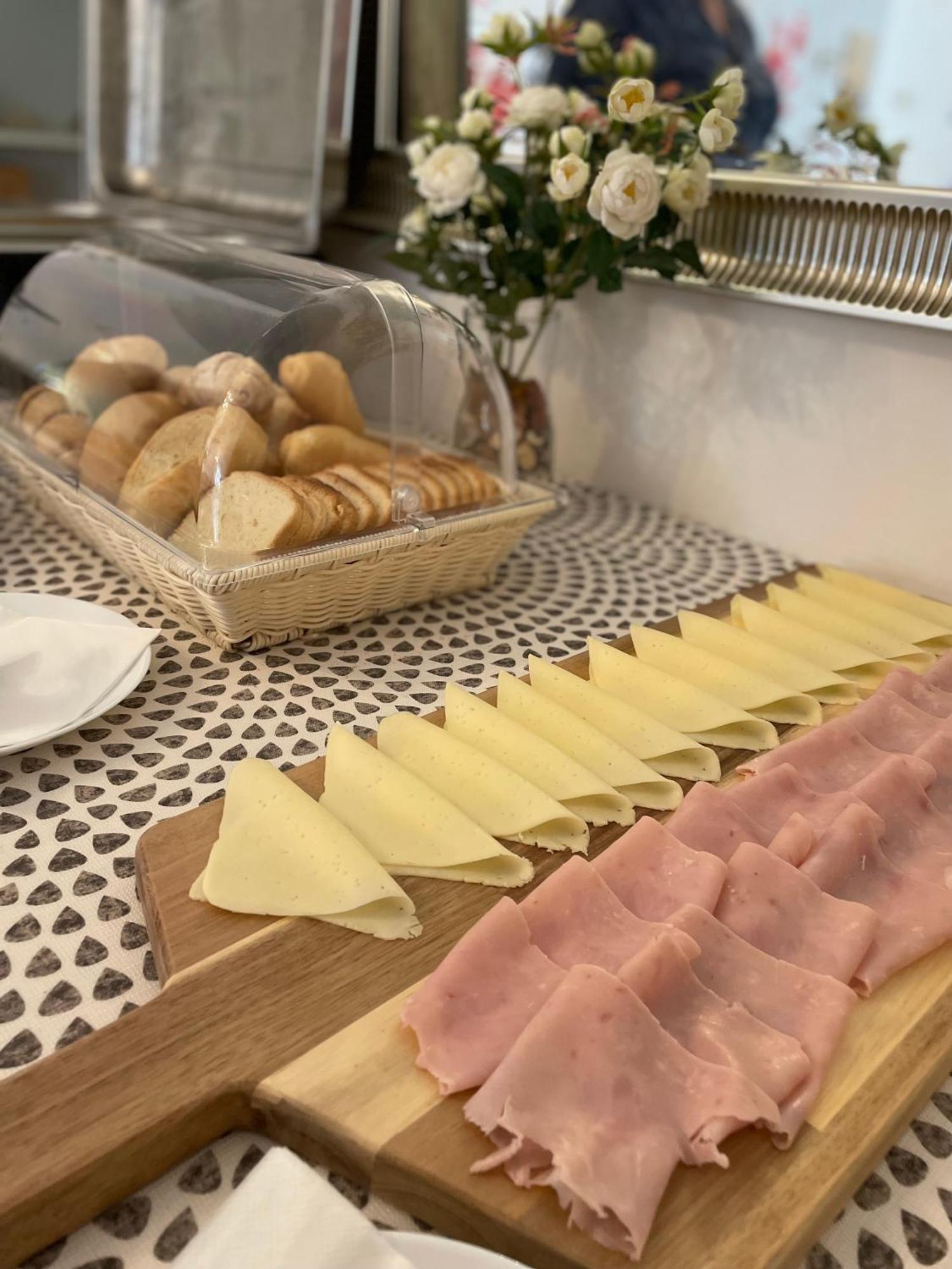 Hotel Napoleon Riccione Luaran gambar