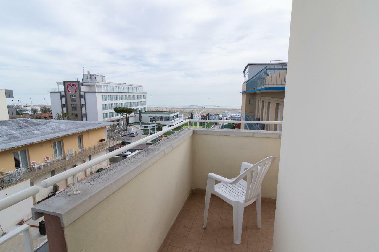 Hotel Napoleon Riccione Luaran gambar