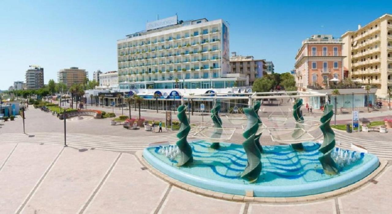 Hotel Napoleon Riccione Luaran gambar